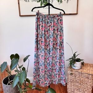 Lovely floral flowy button down skirt